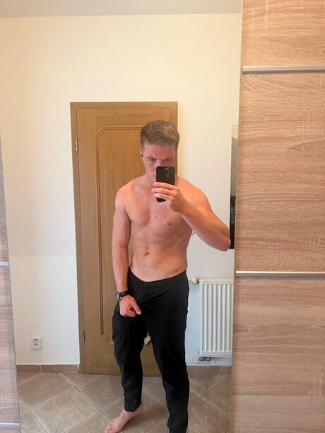 TuckerEll OnlyFans Sextape