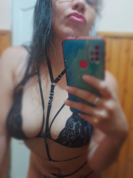 Brunitaa_ OnlyFans Sextape