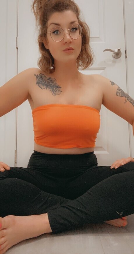 lau 2020 XXX OnlyFans