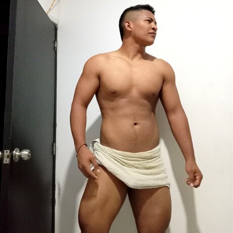 Levis Hots Top 50_ Nacktbilder von OnlyFans geleakt