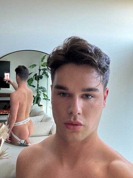 Greyson Fox OnlyFans Sex