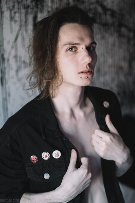 mangoclown OnlyFans Model Fotos