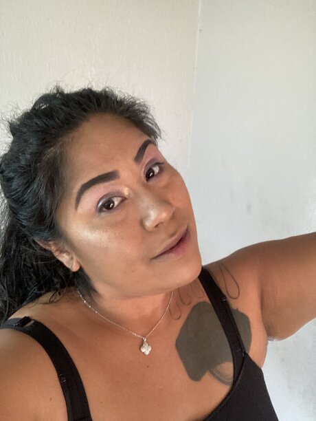 Antoinette Nacktbilder von OnlyFans geleakt