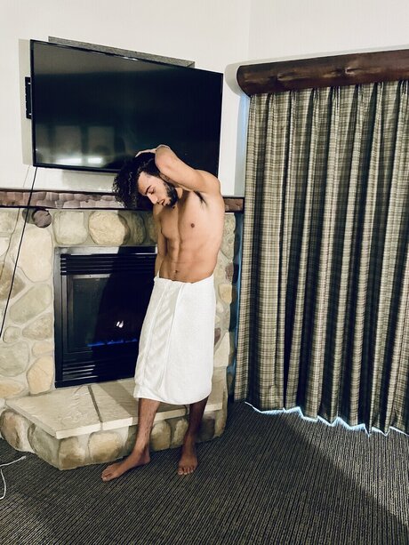 Light skin heezy Kostenlose OnlyFans-Pornos