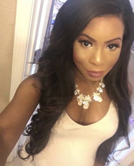 Doll Face OnlyFans Pornografie