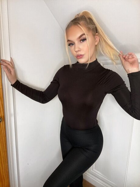 Annabell Harris OnlyFans-Rezensionen