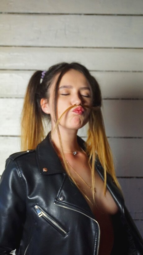 TastePlace Nacktbilder OnlyFans Geleakt