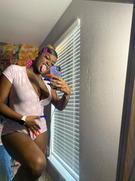 YouLuv Armanii XXX Leak OnlyFans Leak