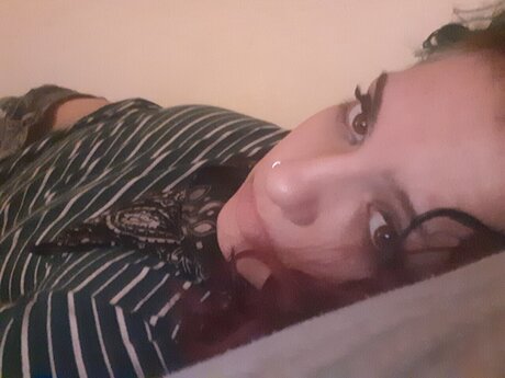 Peach Brooke OnlyFans schlank