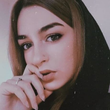 _Tanya_ OnlyFans Bilder