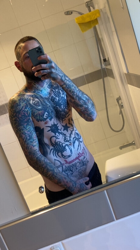 ThatShowerGuy Nacktpornos auf OnlyFans