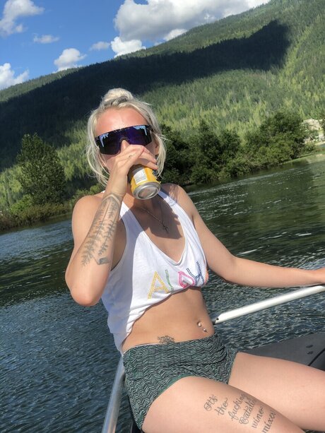 Dina Love OnlyFans Star