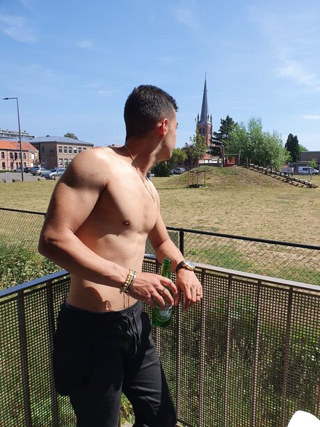 Herby Otvos Leaks von Nacktbildern auf OnlyFans