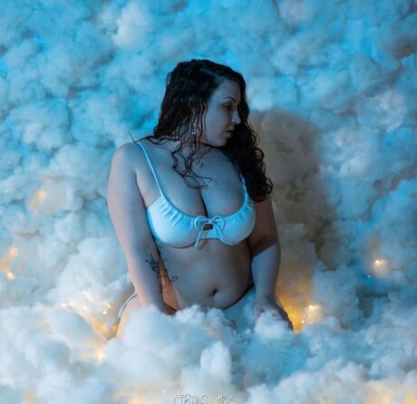 Marie Grizz OnlyFans schlank