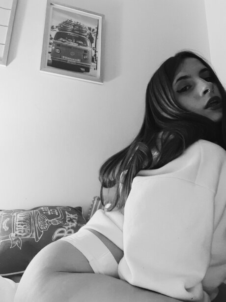 Juliim OnlyFans Nackt Content