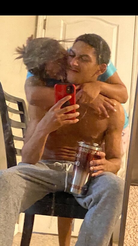 HurtinFeelins_ Leaks von Nacktbildern auf OnlyFans