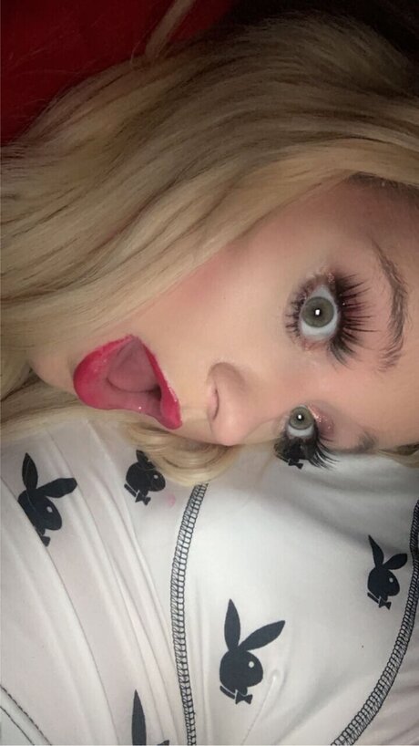 Rae Thot_ Nackt auf OnlyFans