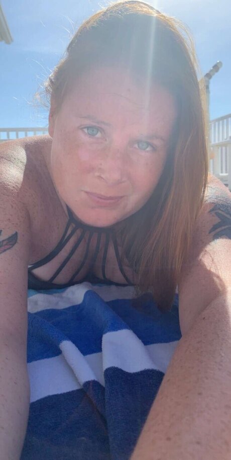 Tiltedsixoh NurlyFans-Pornos