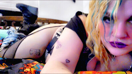 Stranger Than Fiction_ Nacktbilder-Leaks von OnlyFans