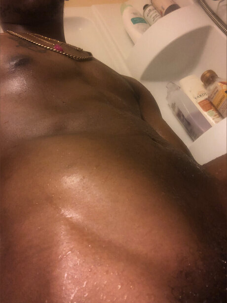 u19520396 OnlyFans Leak