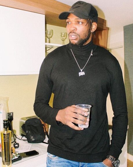 King Of The Melo Sea OnlyFans-Inhalte