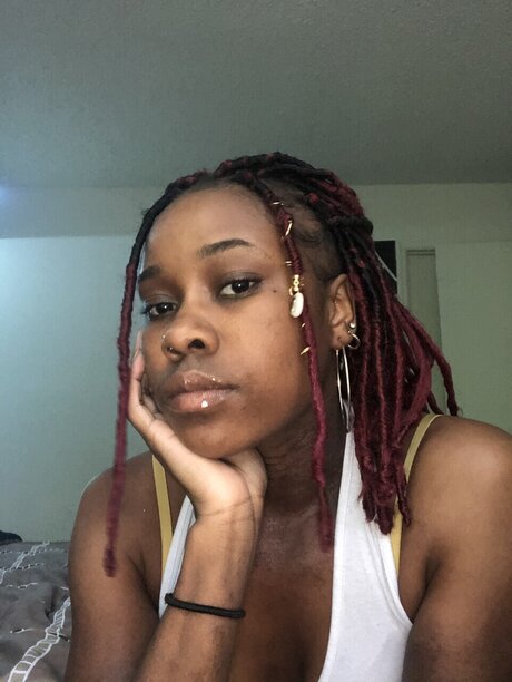 RayChyna Miles Leaked OnlyFans Porn