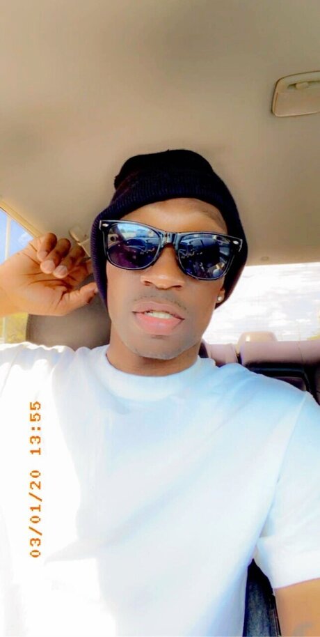 OhDatsLeon OnlyFans Sextape