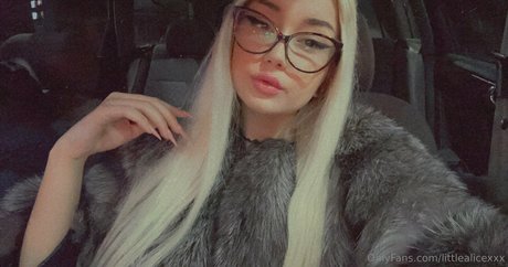 littlealicexxx OnlyFans Leaks Pornografie