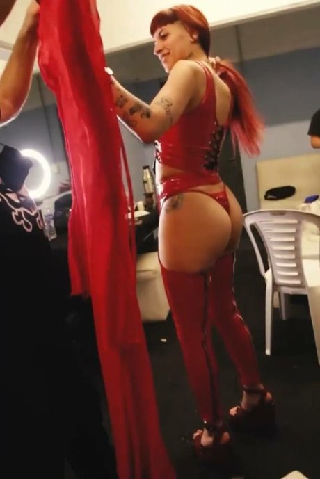 Cazzu Nacktbilder auf OnlyFans