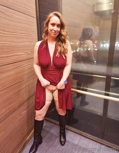 Hotroo Nacktbilder von OnlyFans geleakt