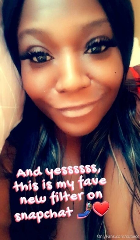 cutiecc OnlyFans Strip