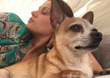 madlinmoonxxx OnlyFans Gratis-Inhalte