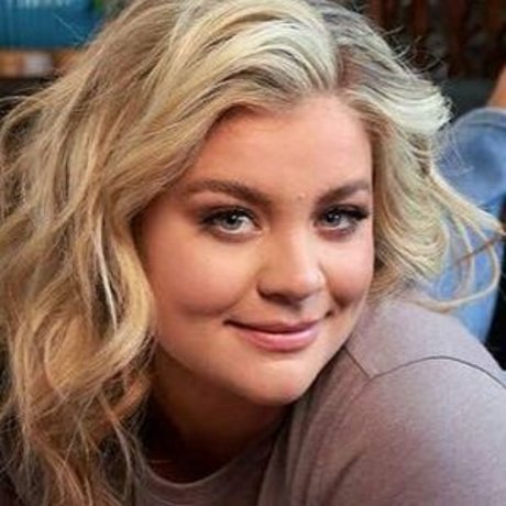 Lauren Alaina Oben ohne OnlyFans