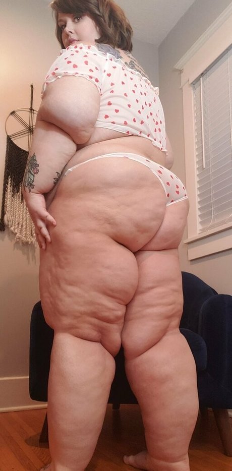 bbwbeccabae OnlyFans schlank