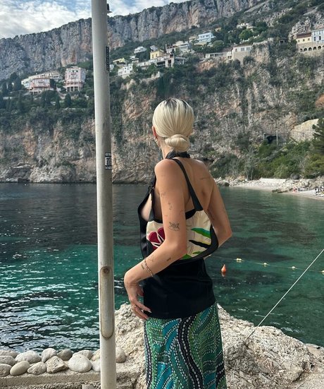 Delilah Belle Hamlin OnlyFans geleakte Brüste