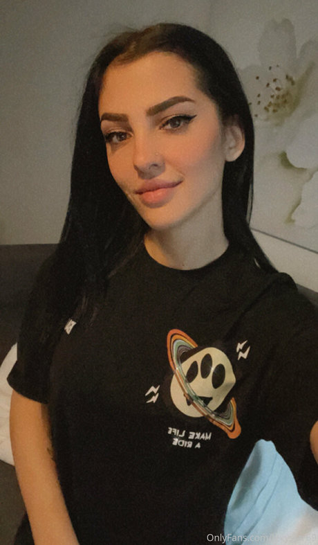 cristall69 OnlyFans Pornografie