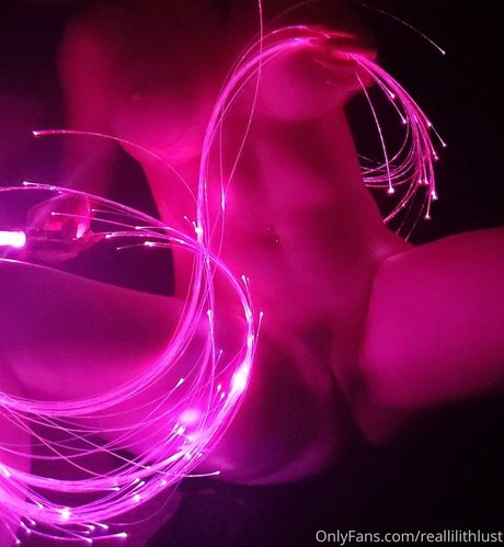 Rainia Belle OnlyFans Sextape