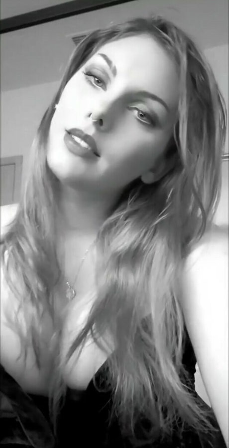 Rainia Belle OnlyFans Gratis