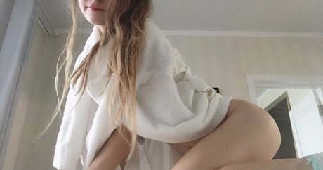 evaava free OnlyFans-Leaks