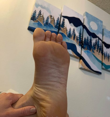 legsfeetrepeat OnlyFans