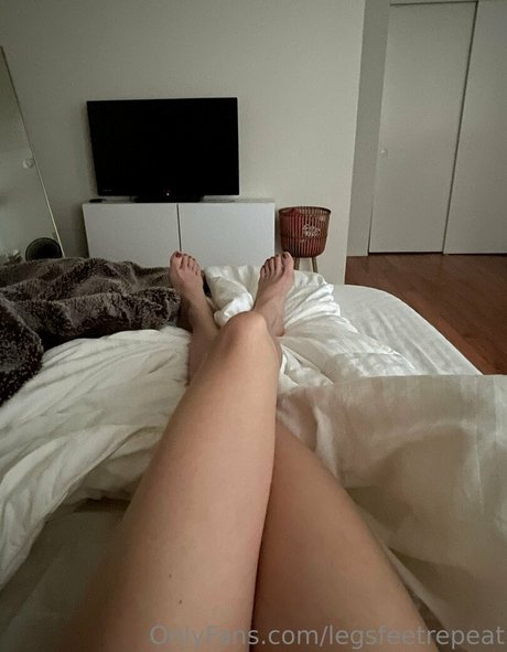 legsfeetrepeat Brüste OnlyFans