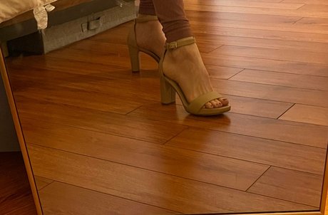 legsfeetrepeat Sex auf OnlyFans