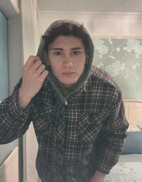 ejaywoods OnlyFans Pornografie