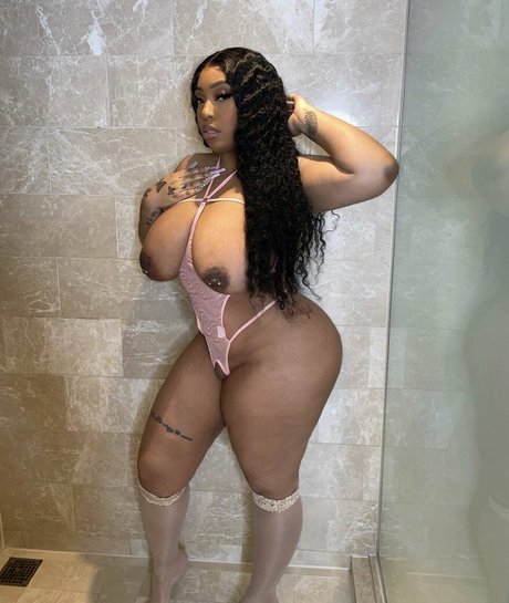 kioruncut Neue geleakte OnlyFans-Inhalte