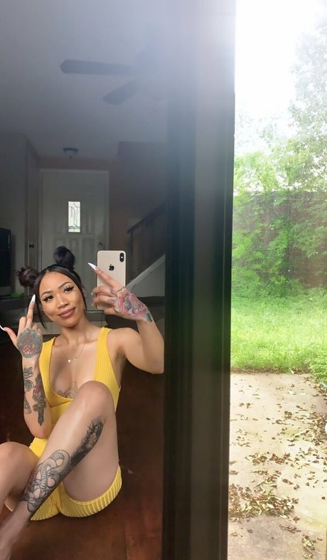 faiygo NurlyFans-Pornos