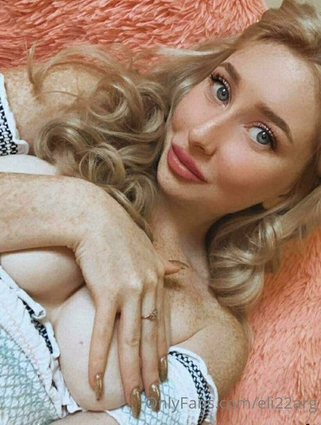 eli22arg OnlyFans Nacktbilder geleakt