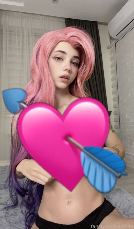 astella OnlyFans Inhalte