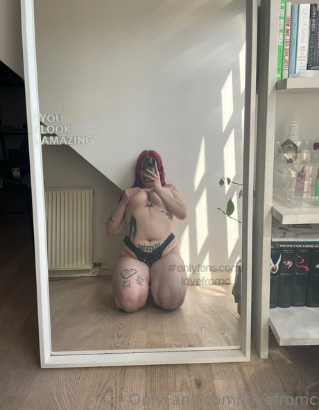 lovefromc OnlyFans Brüste Bild