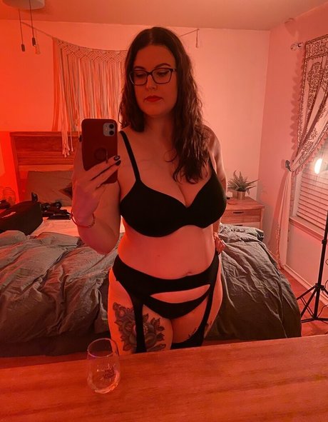 Ms Eldritch OnlyFans Bilder