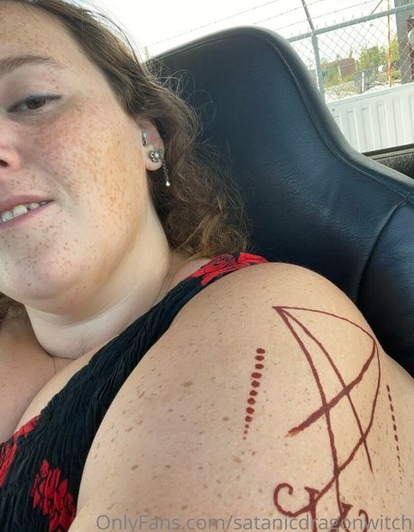 satanicdragonwitch Profilbild